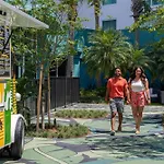 Hotel Landy Orlando Universal Blvd, A Tribute Portfolio Hotel